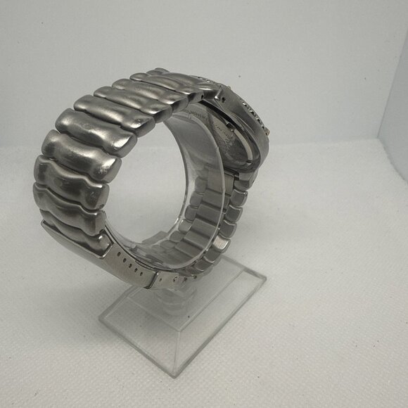 ESQ by Movado FREEDOM Women's Watch Swiss Quartz Two-Tone Bracelet WR 100m - Picture 7 of 15